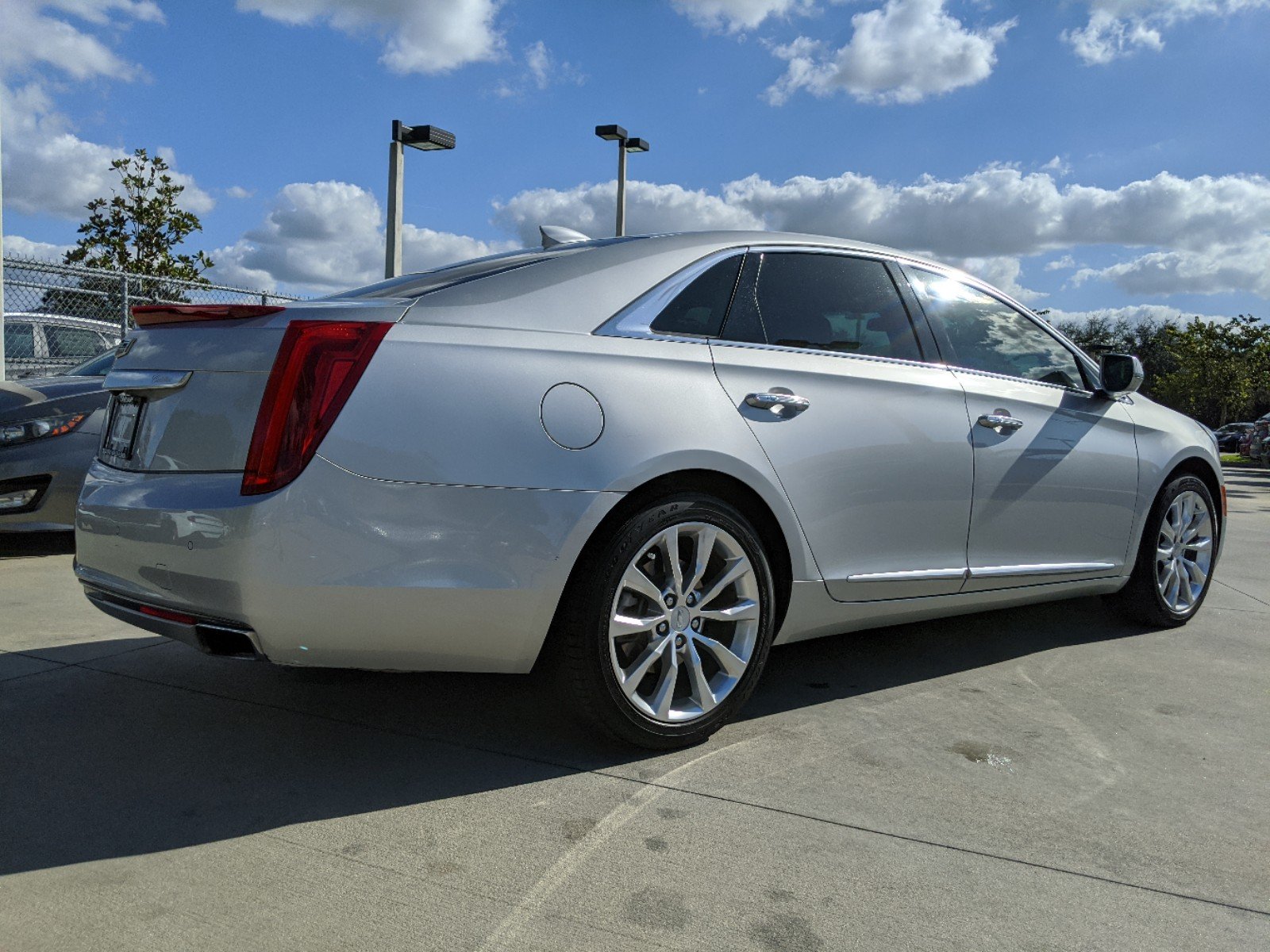 Pre-Owned 2016 Cadillac XTS Luxury Collection FWD 4dr Car