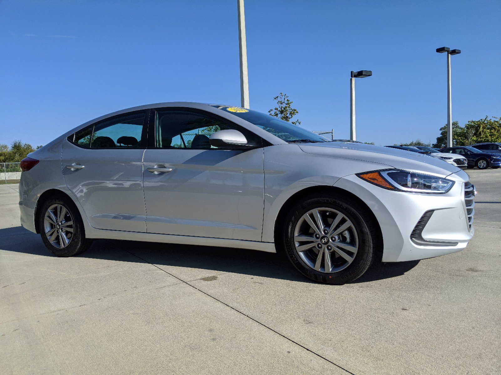 Certified Pre-Owned 2018 Hyundai Elantra SEL FWD 4dr Car